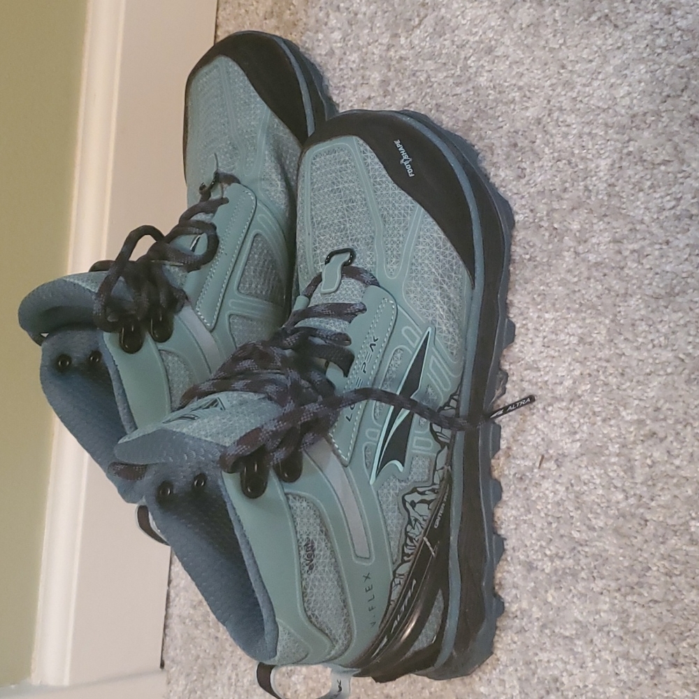 Altra Lone Peak Mid Women's Size 7.5
